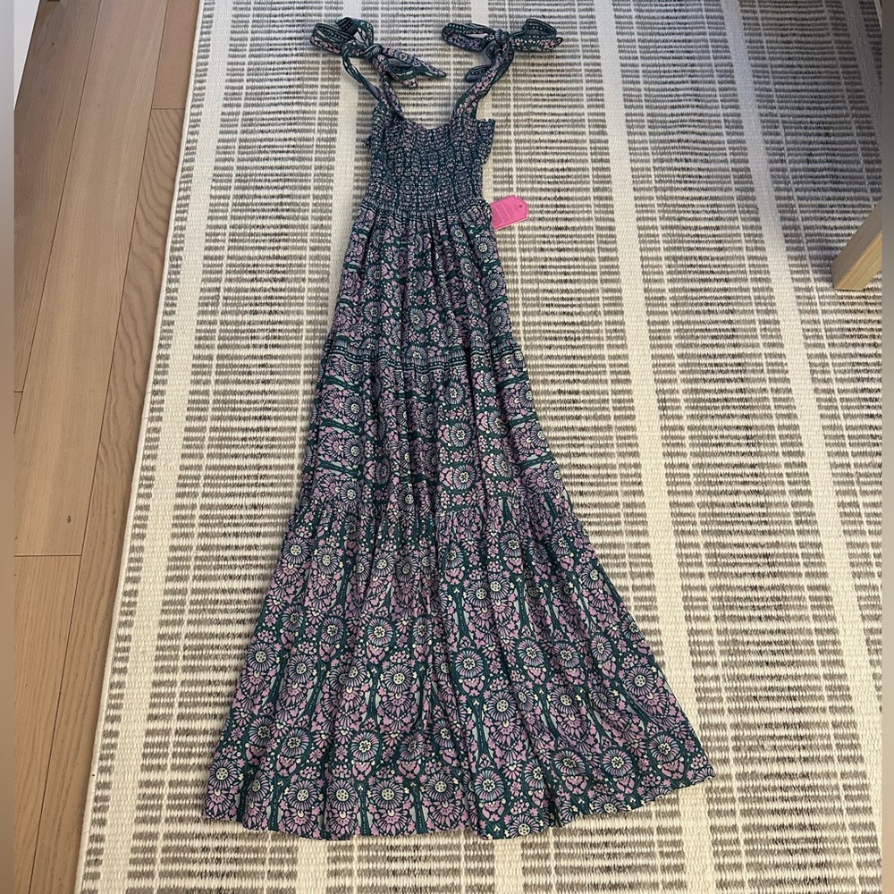OMIKA Lana Dress